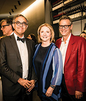 WNWN DLN Dinner Flora Bar Attendees 2 Thumbnail