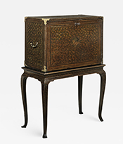 Fall front Chest on Stand Thumbnail