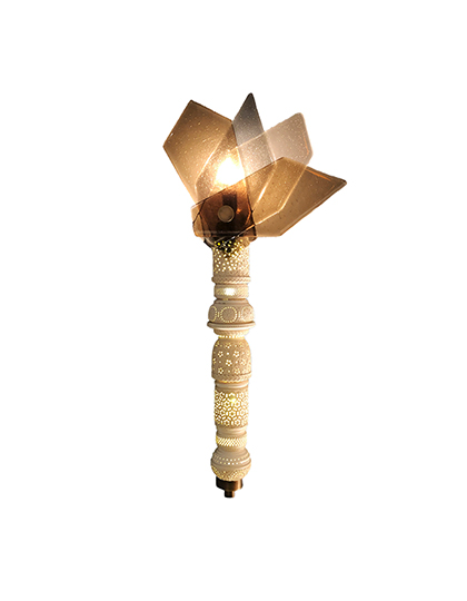 Wexler-Gallery_Lace-Fan-Sconce_Main