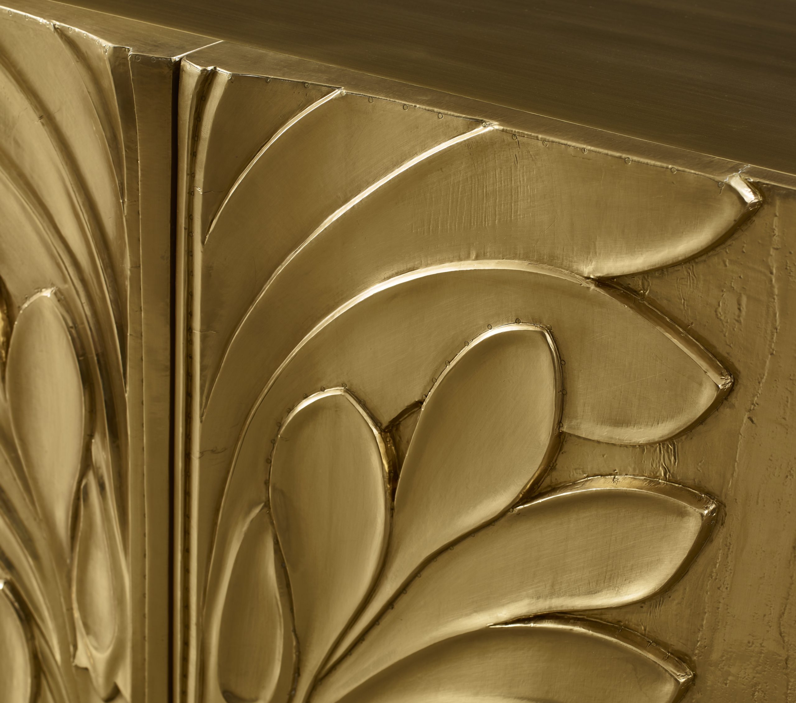 Baker_products_WNWN_bella_chest_BAA3231_DETAIL-scaled-2