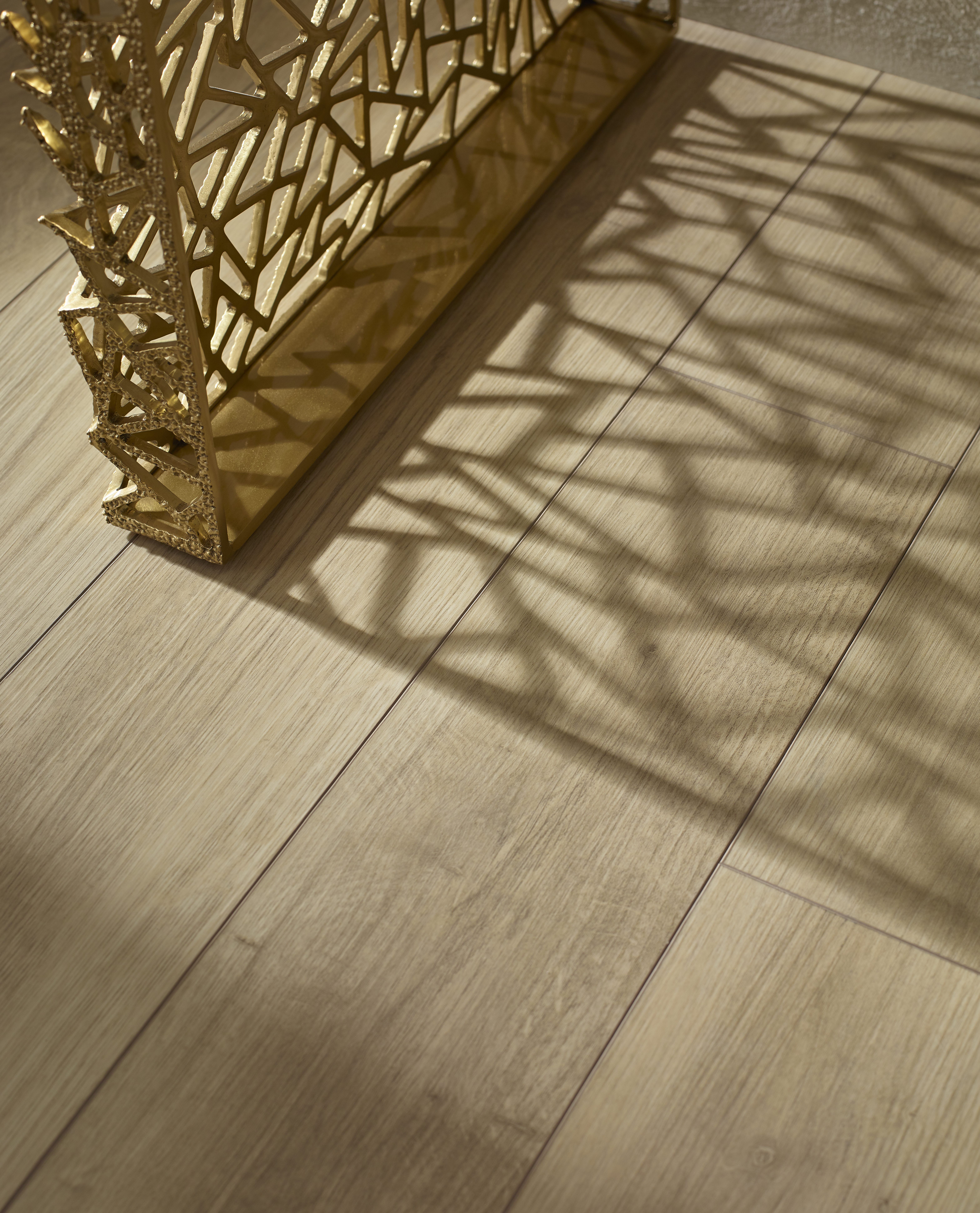 Baker_products_WNWN_fractal_desk_BAA3265_Detail_02