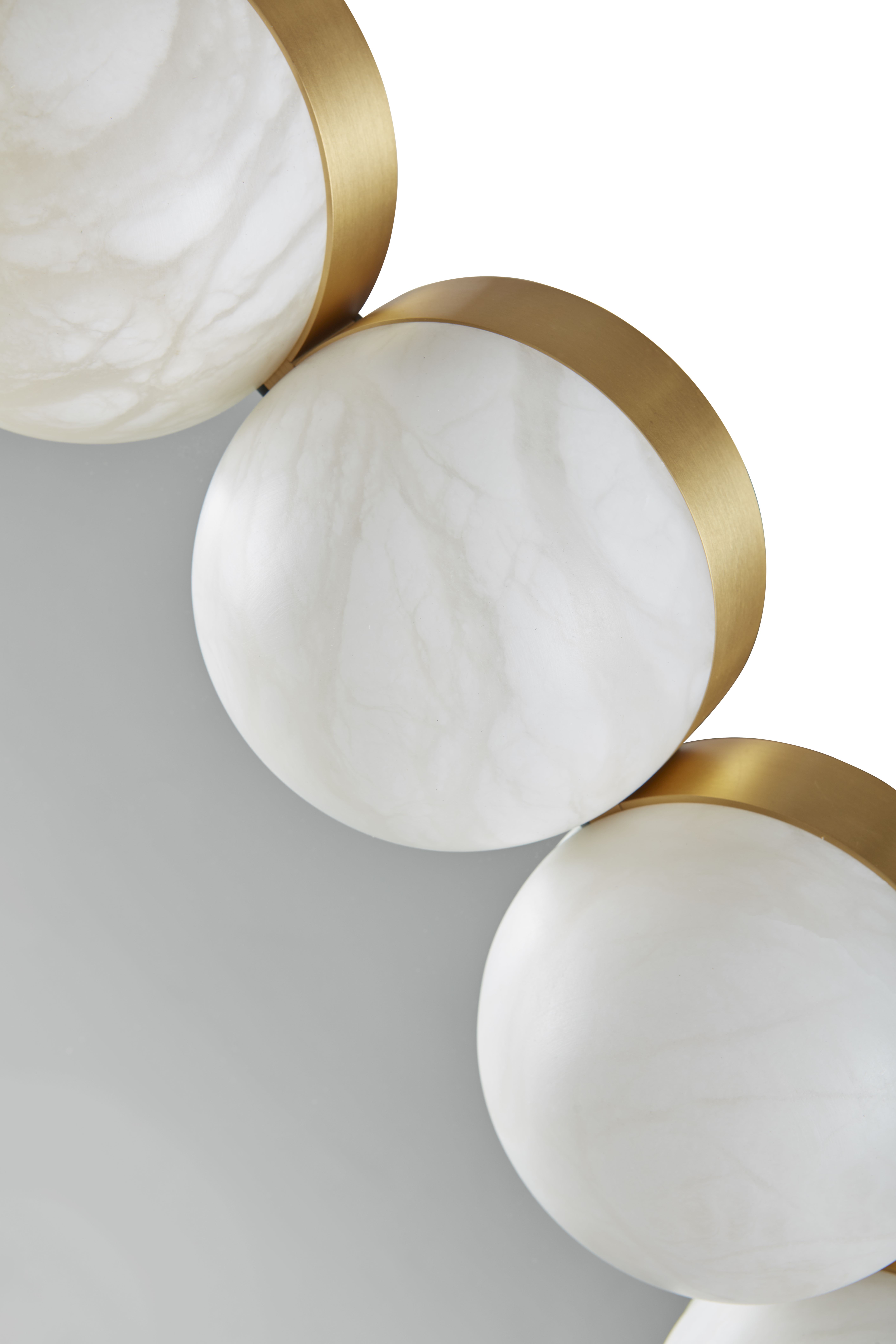 Baker_products_pearl_mirror_BAA3212_DETAIL