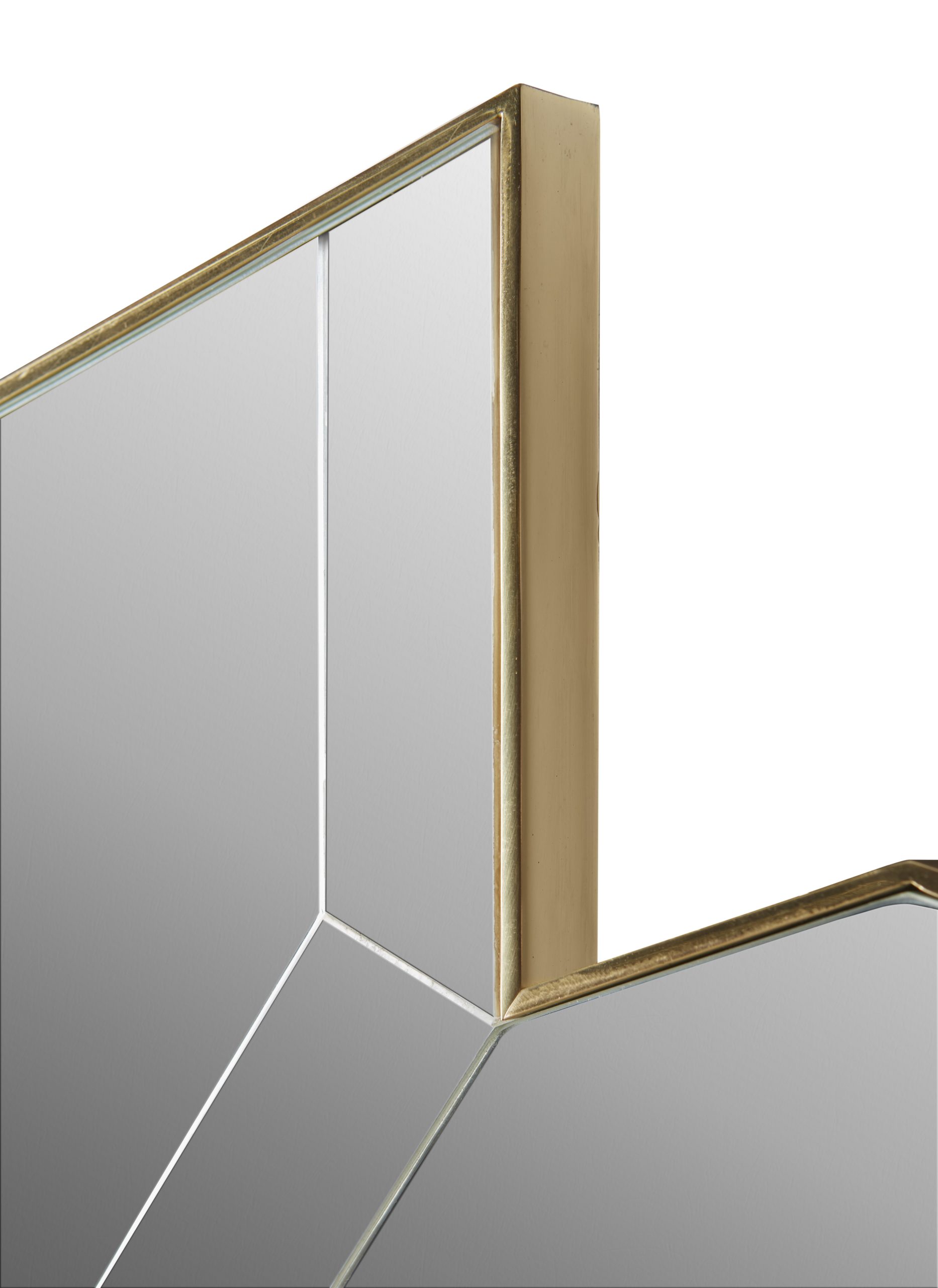 Baker_products_pearl_mirror_chloe_mirror_BAA3213_DETAIL-scaled-1