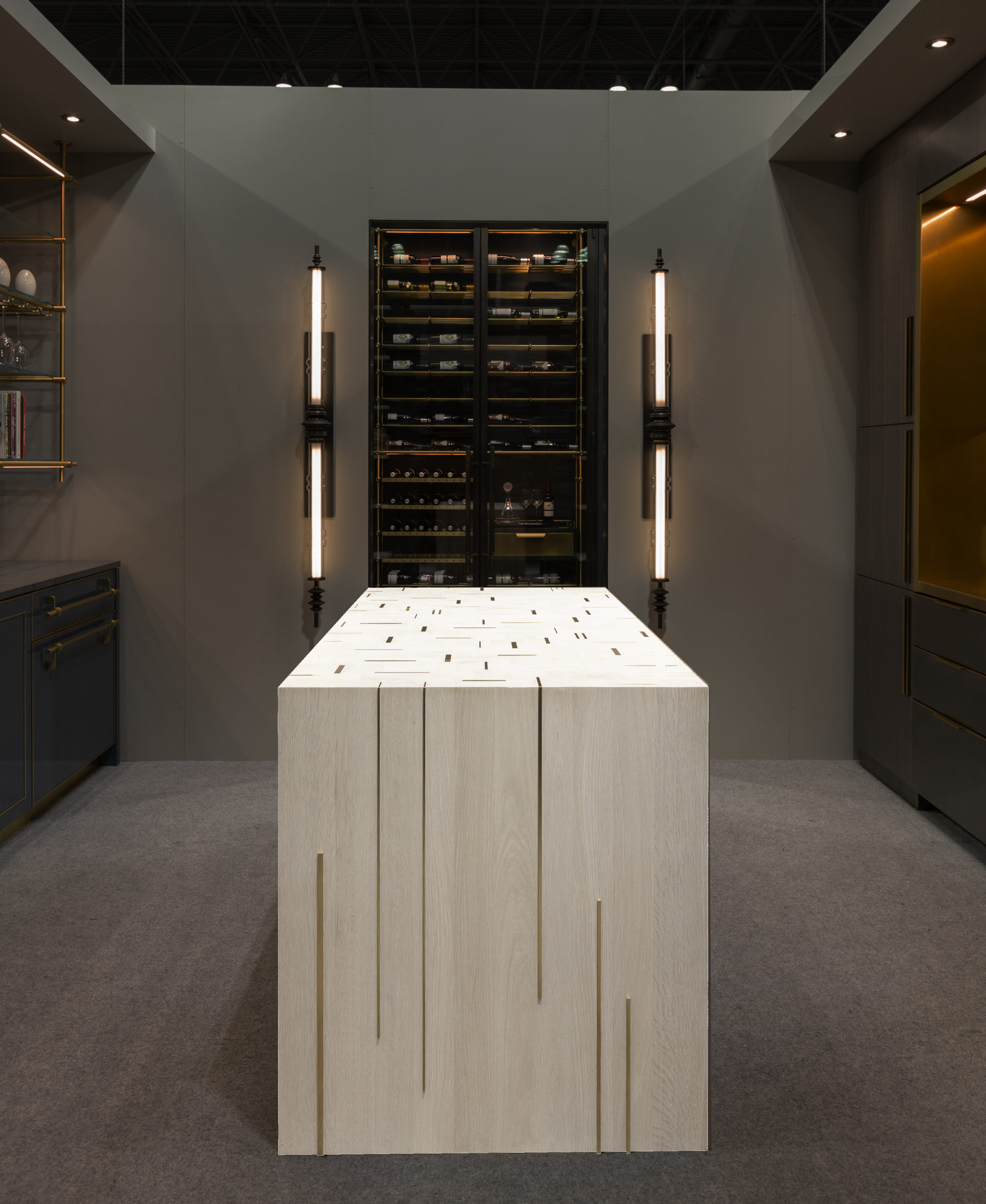 amuneal_products_WNWN_NYDC_4Island-Side-With-background-icff_2019_0152-scaled-1
