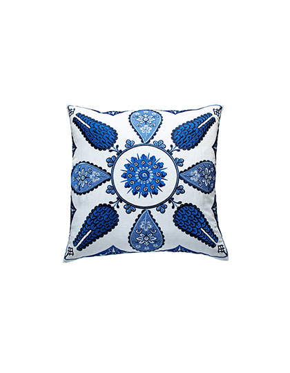 Ann-Gish_Iznik-Pillow_products_main